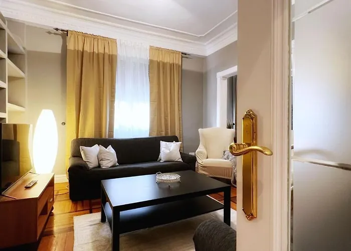 Centrica Y Amplia Vivienda Turistica Con Wifi Bilbao