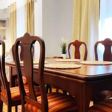 Centrica Y Amplia Vivienda Turistica Con Wifi Бильбао