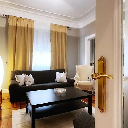 Céntrica Y Amplia Vivienda Turística Con Wifi Bilbao