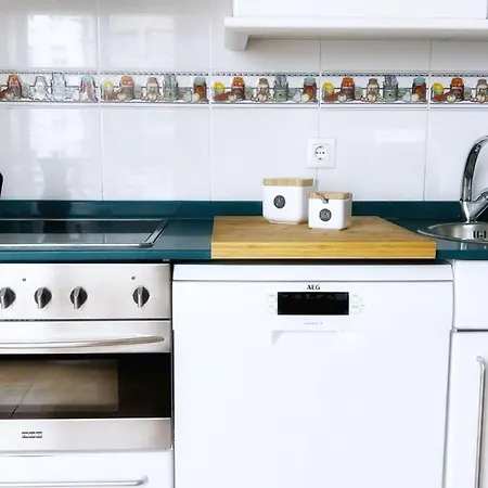 Centrica Y Amplia Vivienda Turistica Con Wifi アパート *