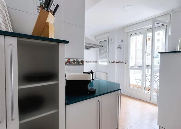 Centrica Y Amplia Vivienda Turistica Con Wifi Apartmán *