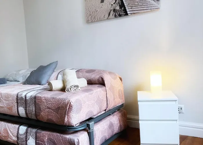 Centrica Y Amplia Vivienda Turistica Con Wifi Bilbao