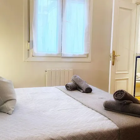 Centrica Y Amplia Vivienda Turistica Con Wifi Lägenhet *